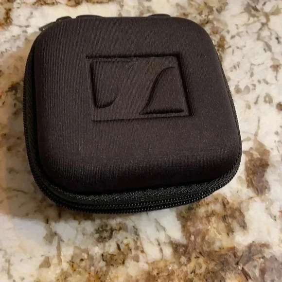 Sennheiser Presence Bluetooth Headset - Picture 7 of 10